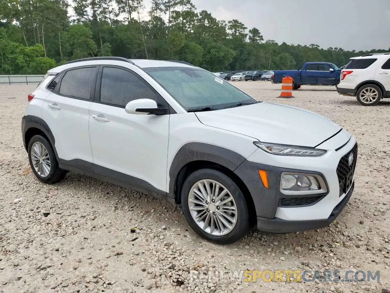 4 Photograph of a damaged car KM8K22AA2KU390984 HYUNDAI KONA 2019