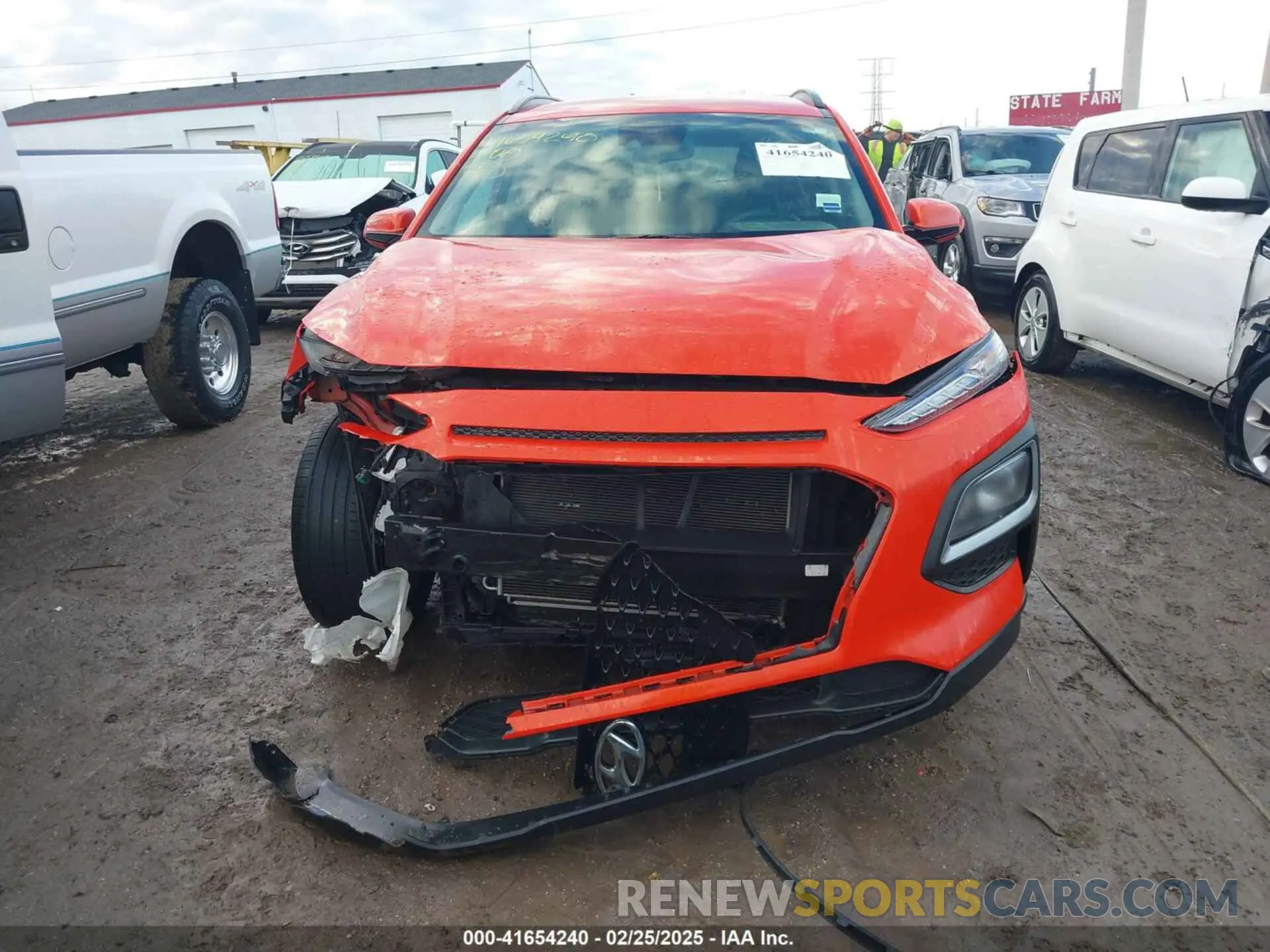 12 Photograph of a damaged car KM8K22AAXKU293340 HYUNDAI KONA 2019