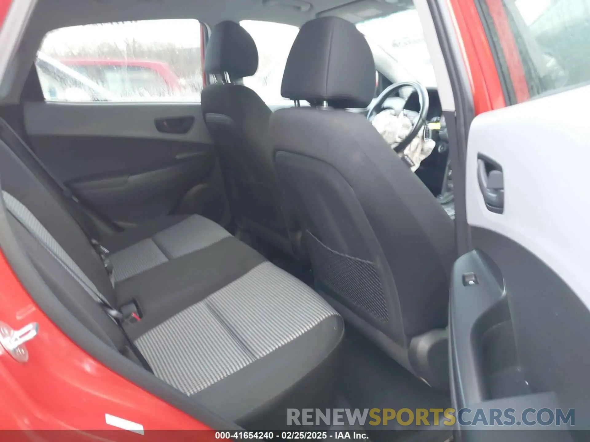 8 Photograph of a damaged car KM8K22AAXKU293340 HYUNDAI KONA 2019
