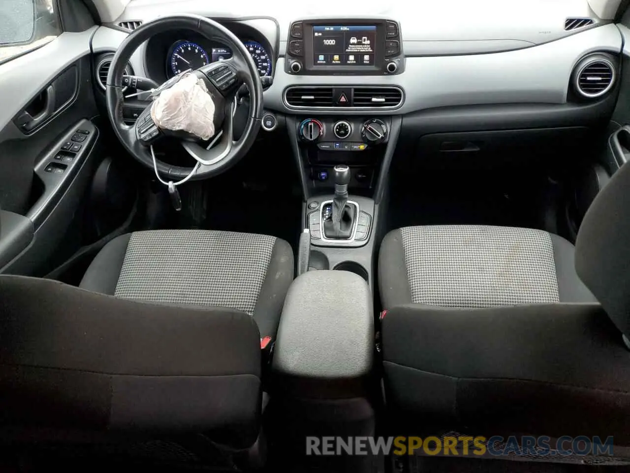 8 Photograph of a damaged car KM8K22AAXKU347316 HYUNDAI KONA 2019