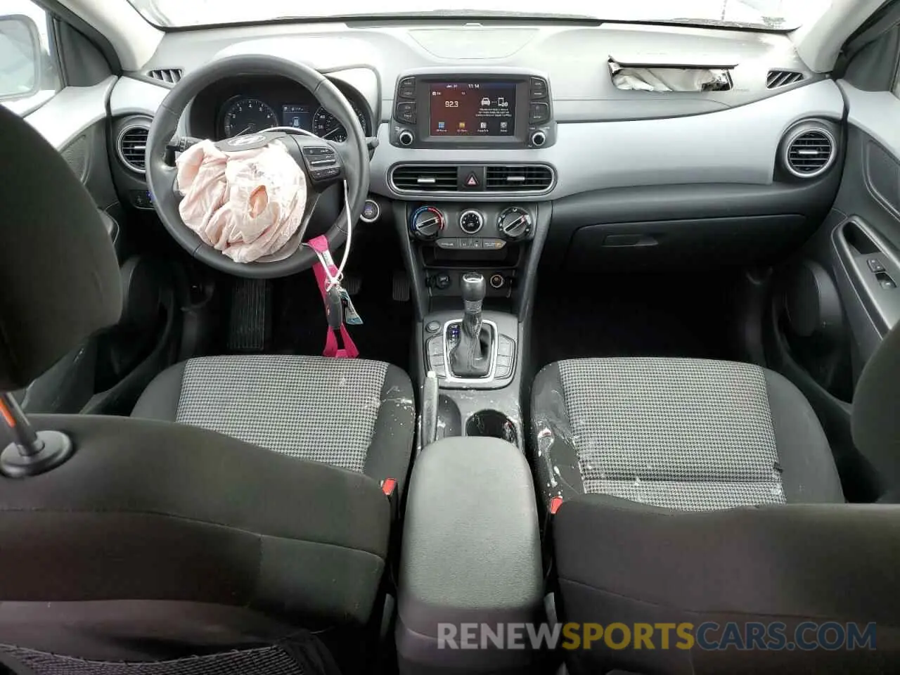 8 Photograph of a damaged car KM8K22AAXKU382423 HYUNDAI KONA 2019