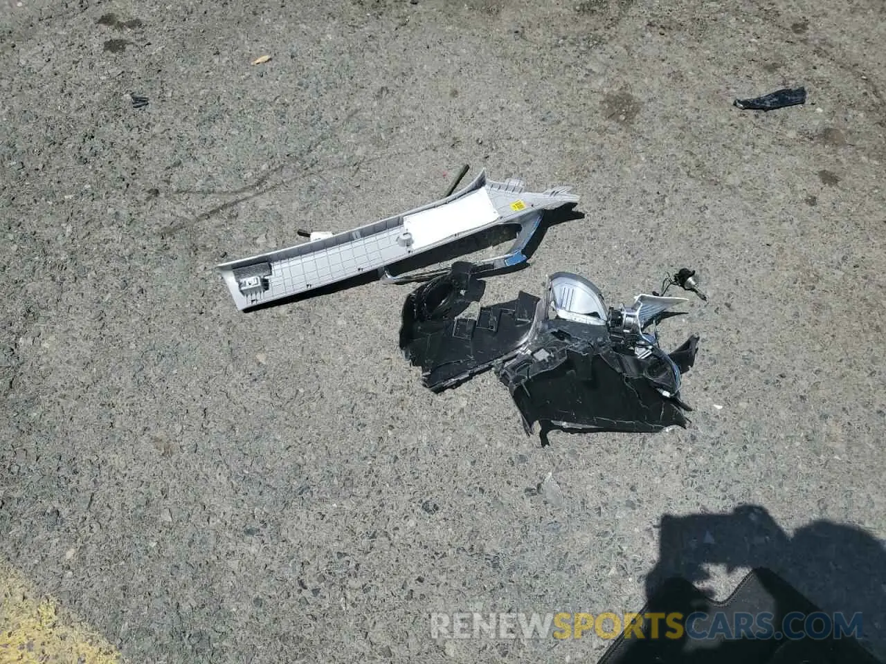 12 Photograph of a damaged car KM8K2CAA0KU198310 HYUNDAI KONA 2019