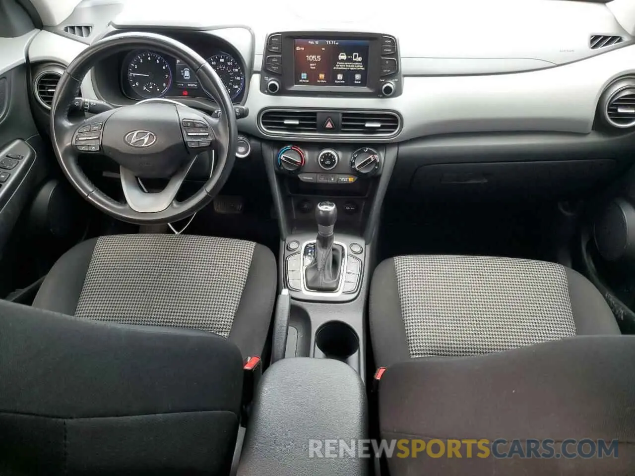 8 Photograph of a damaged car KM8K2CAA0KU347895 HYUNDAI KONA 2019