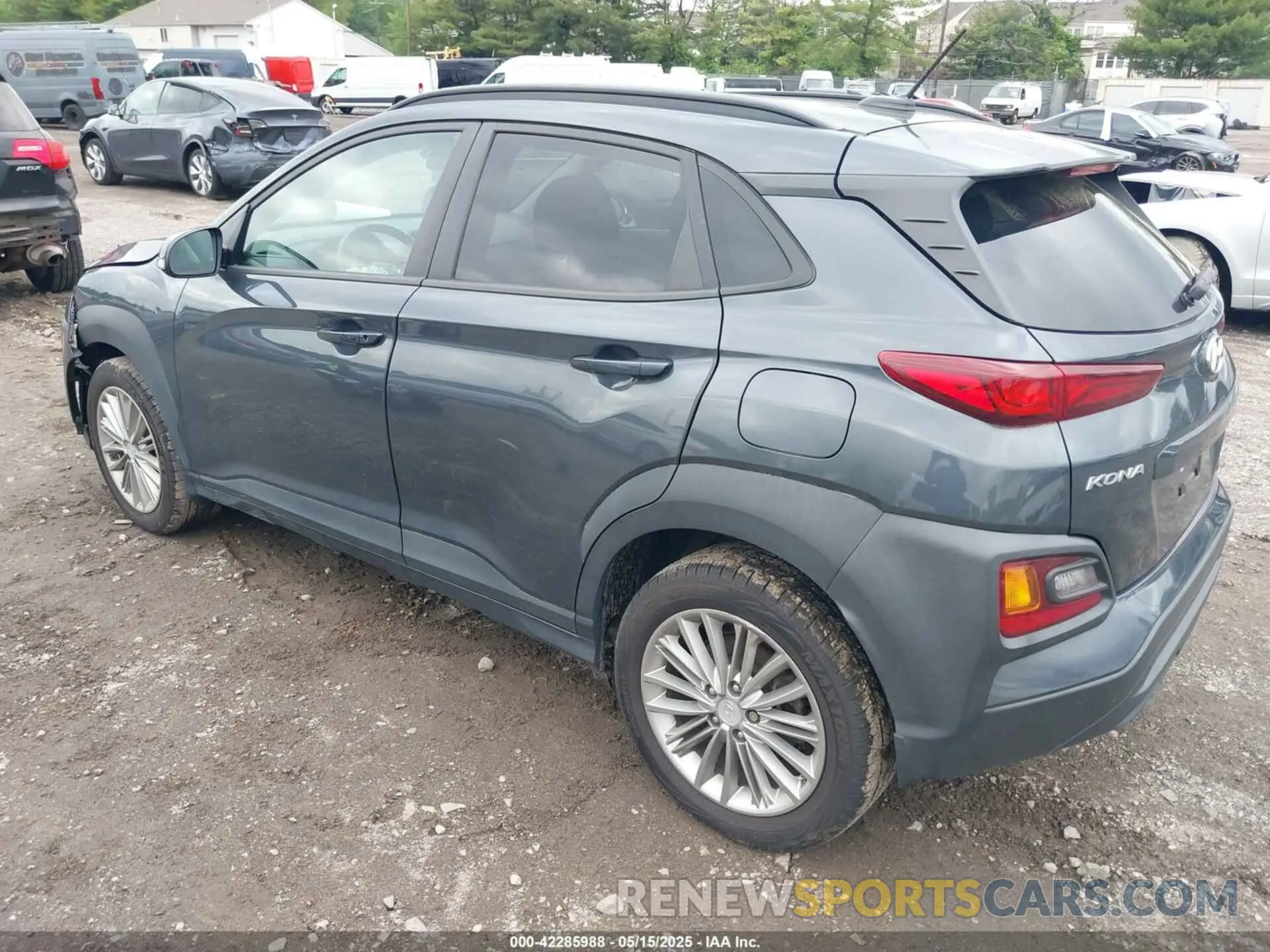 3 Photograph of a damaged car KM8K2CAA0KU368763 HYUNDAI KONA 2019
