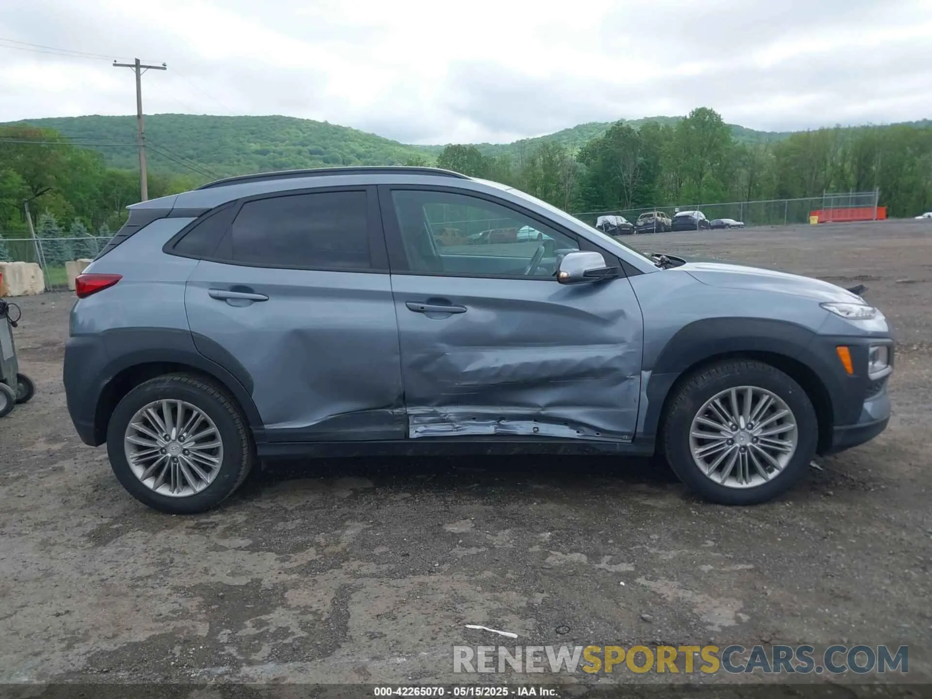 13 Photograph of a damaged car KM8K2CAA1KU330510 HYUNDAI KONA 2019