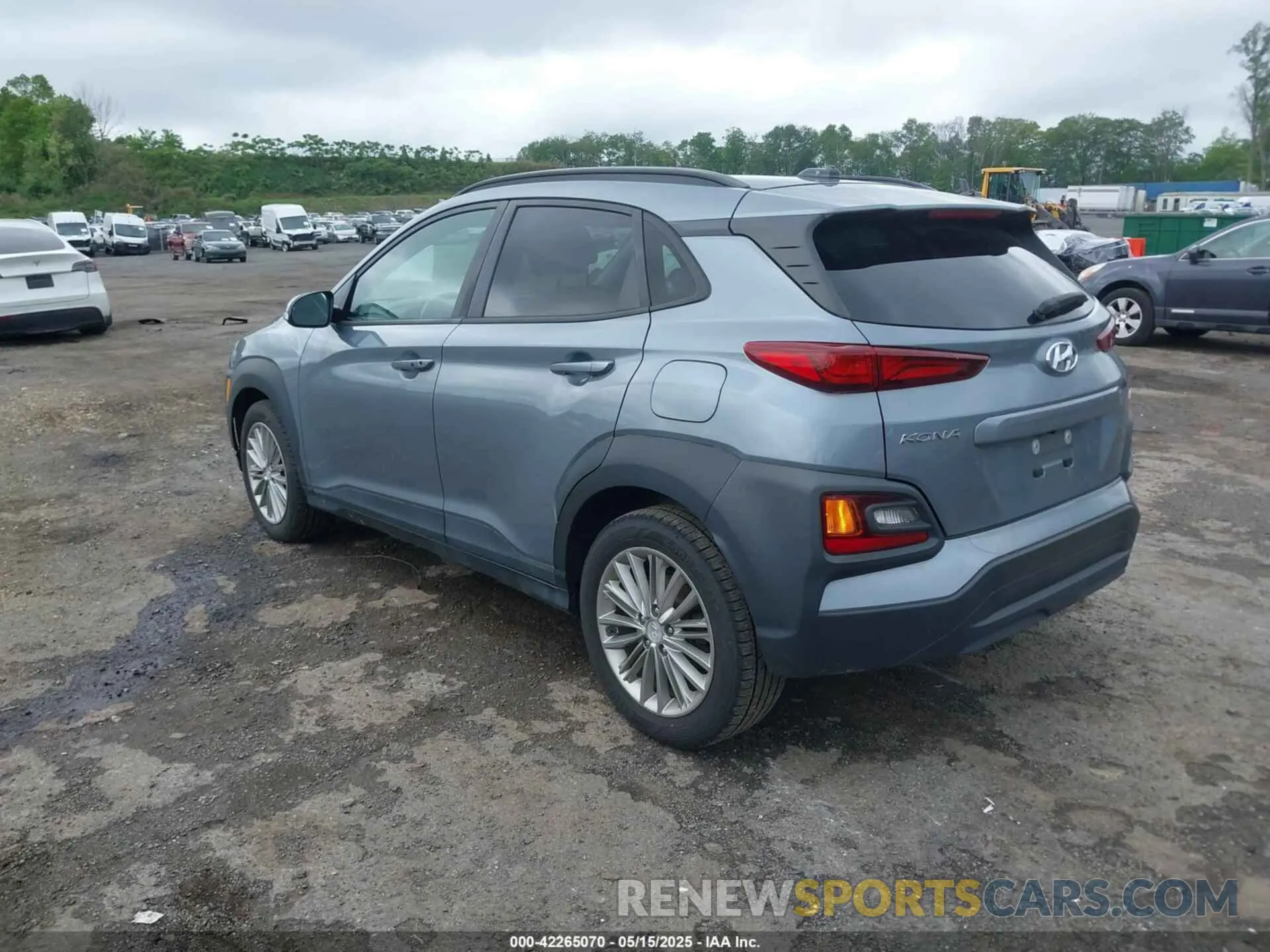 3 Photograph of a damaged car KM8K2CAA1KU330510 HYUNDAI KONA 2019