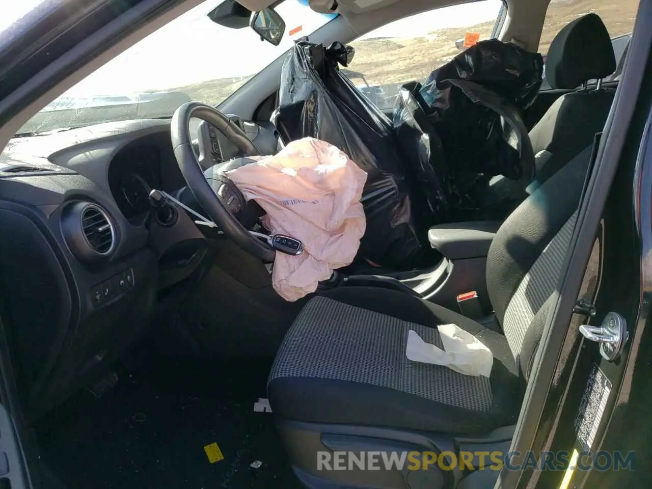 7 Photograph of a damaged car KM8K2CAA1KU340812 HYUNDAI KONA 2019
