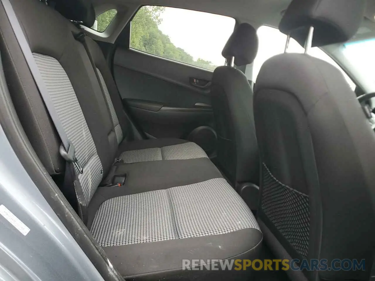 11 Photograph of a damaged car KM8K2CAA3KU321260 HYUNDAI KONA 2019