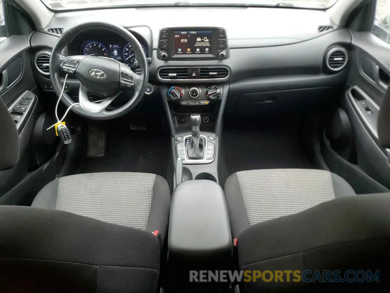 8 Photograph of a damaged car KM8K2CAA3KU321260 HYUNDAI KONA 2019