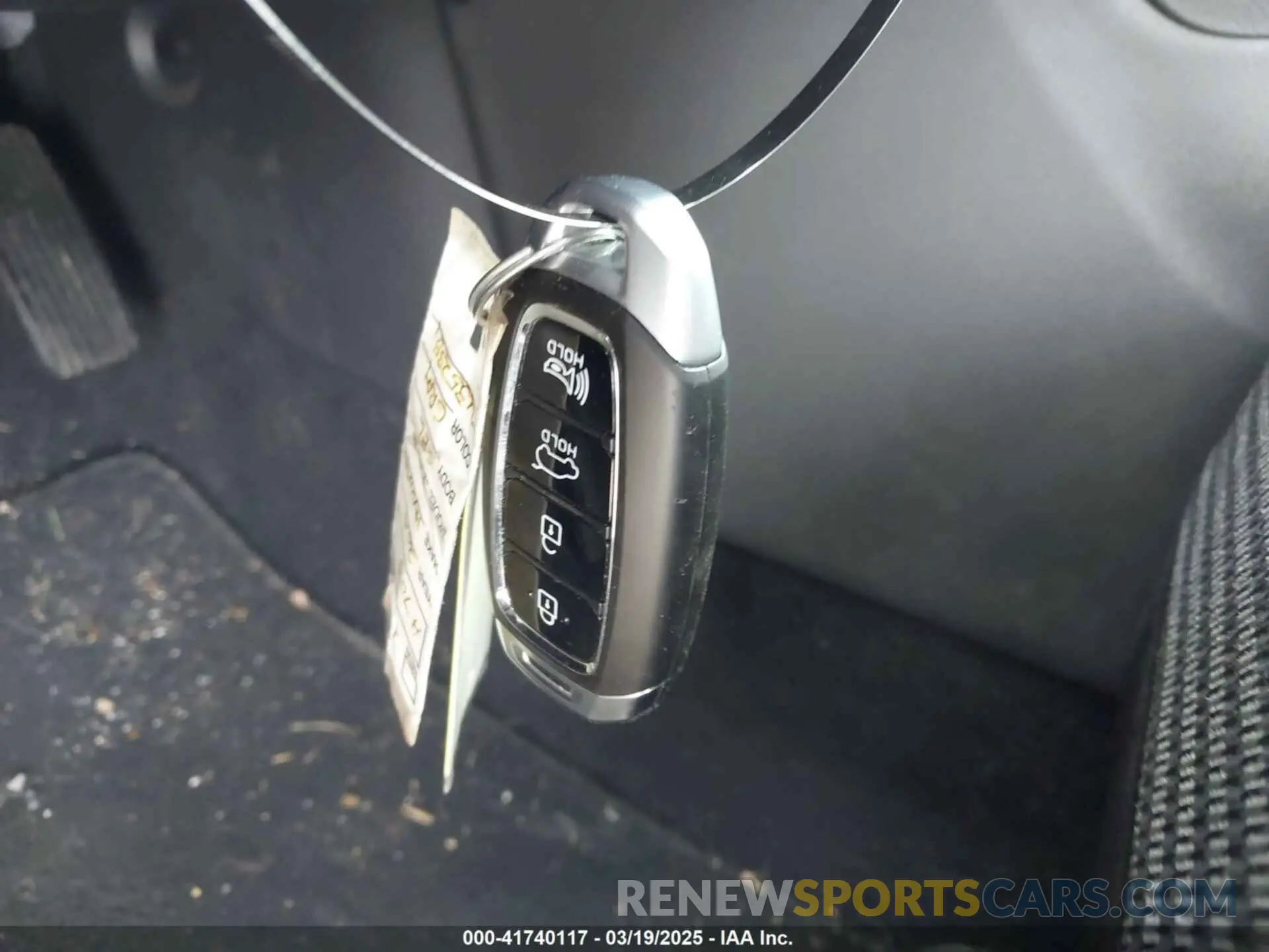 11 Photograph of a damaged car KM8K2CAA5KU352381 HYUNDAI KONA 2019