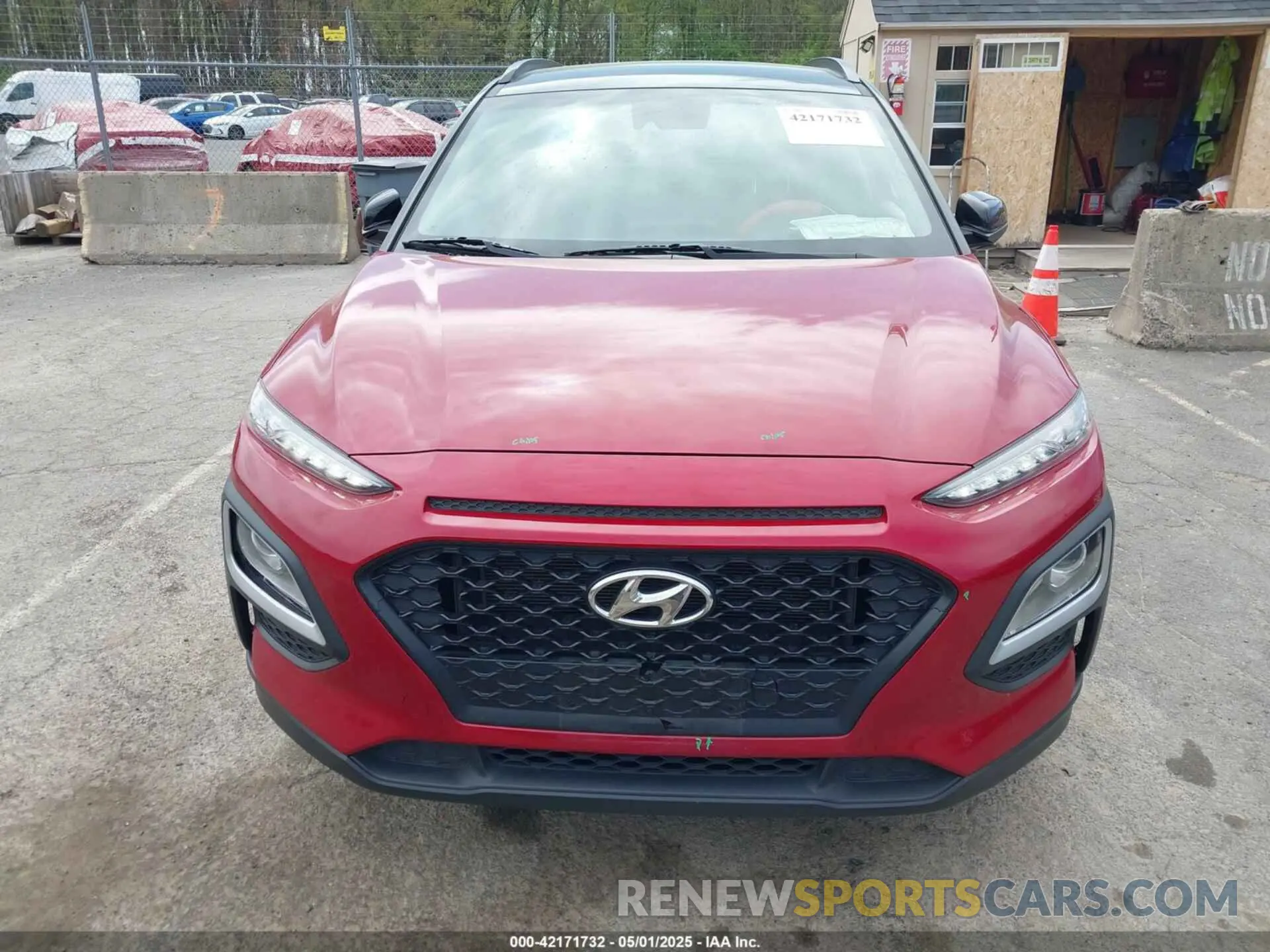 17 Photograph of a damaged car KM8K2CAA6KU347822 HYUNDAI KONA 2019