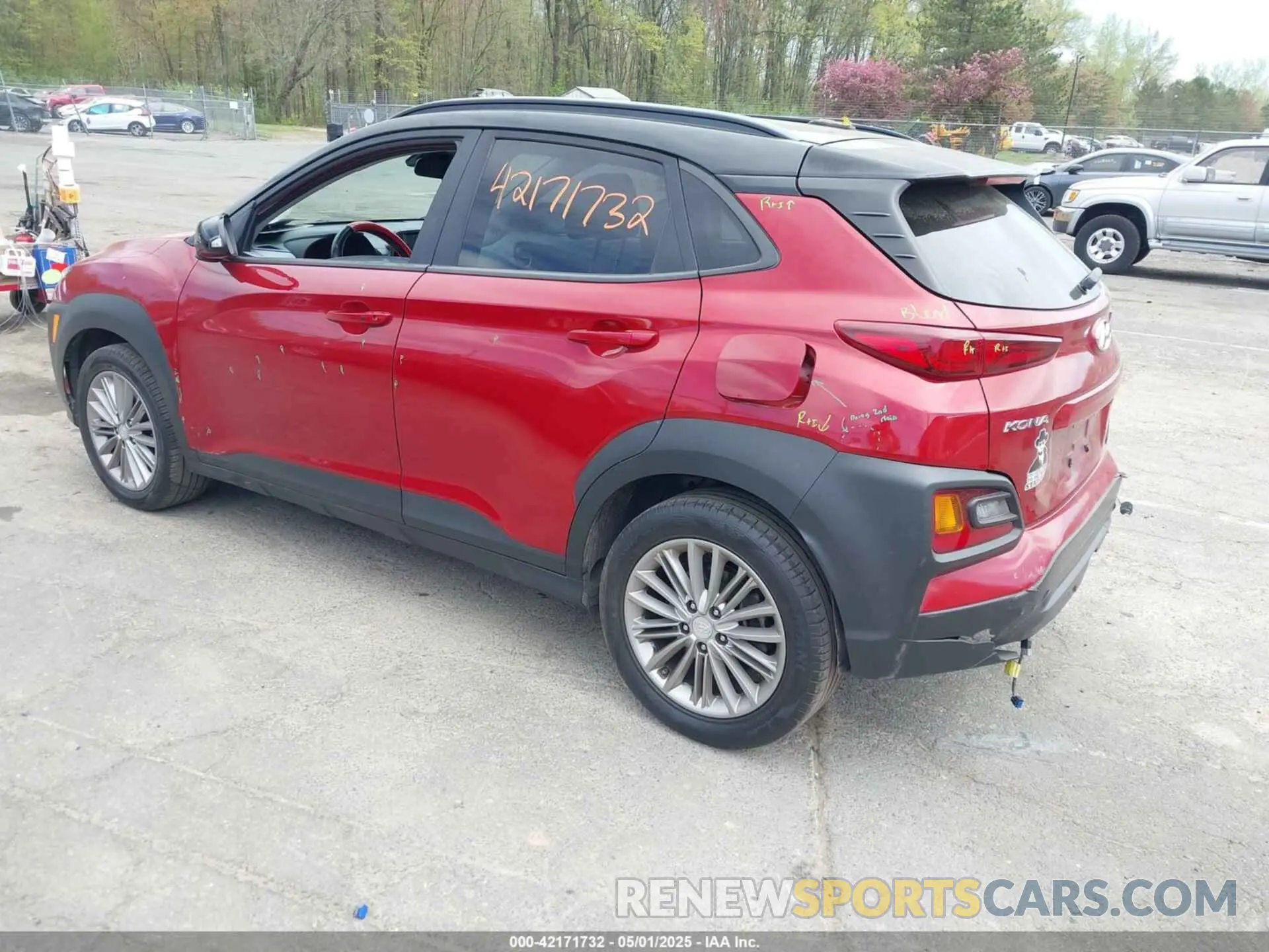 3 Photograph of a damaged car KM8K2CAA6KU347822 HYUNDAI KONA 2019