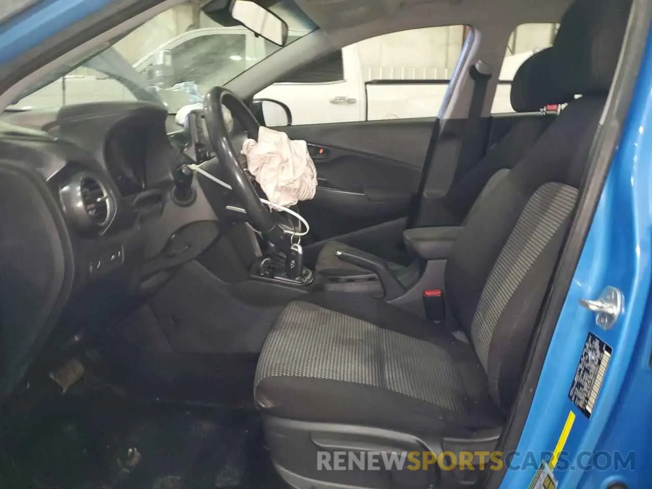 7 Photograph of a damaged car KM8K2CAA8KU199351 HYUNDAI KONA 2019