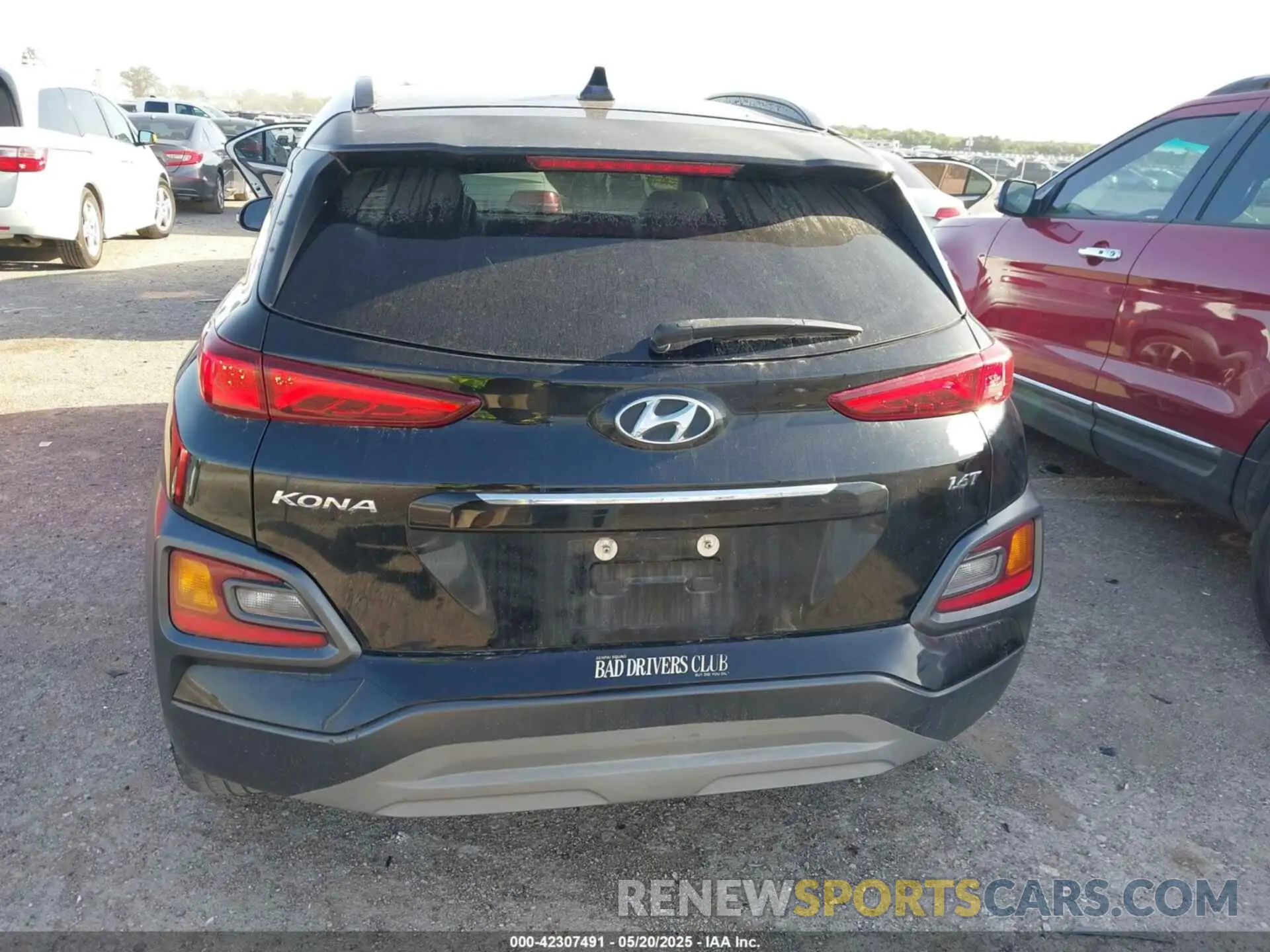 16 Photograph of a damaged car KM8K33A50KU374319 HYUNDAI KONA 2019