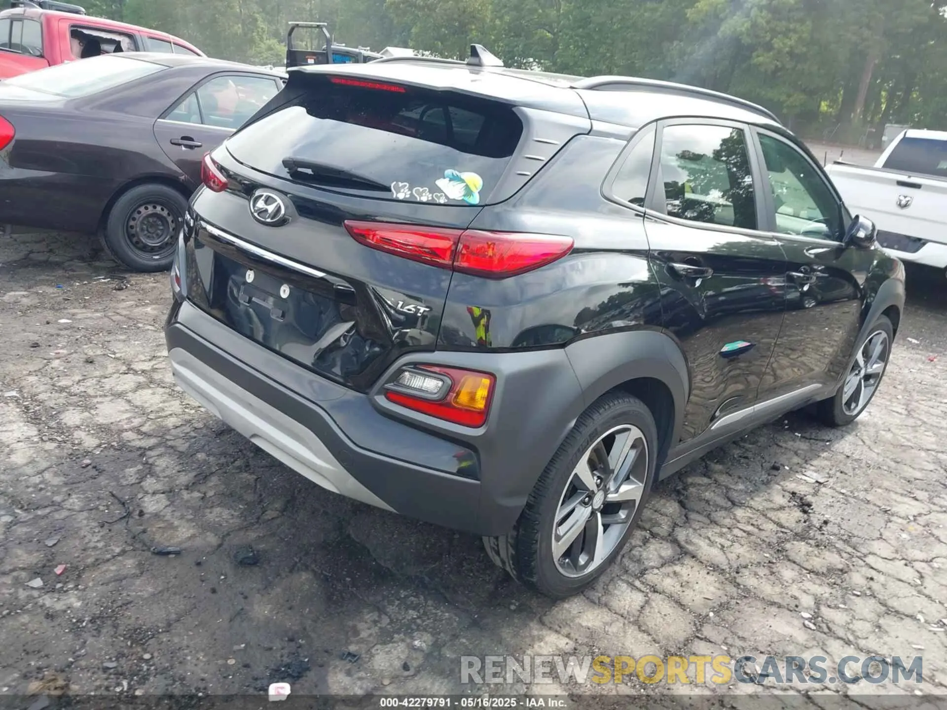 4 Photograph of a damaged car KM8K33A5XKU206512 HYUNDAI KONA 2019