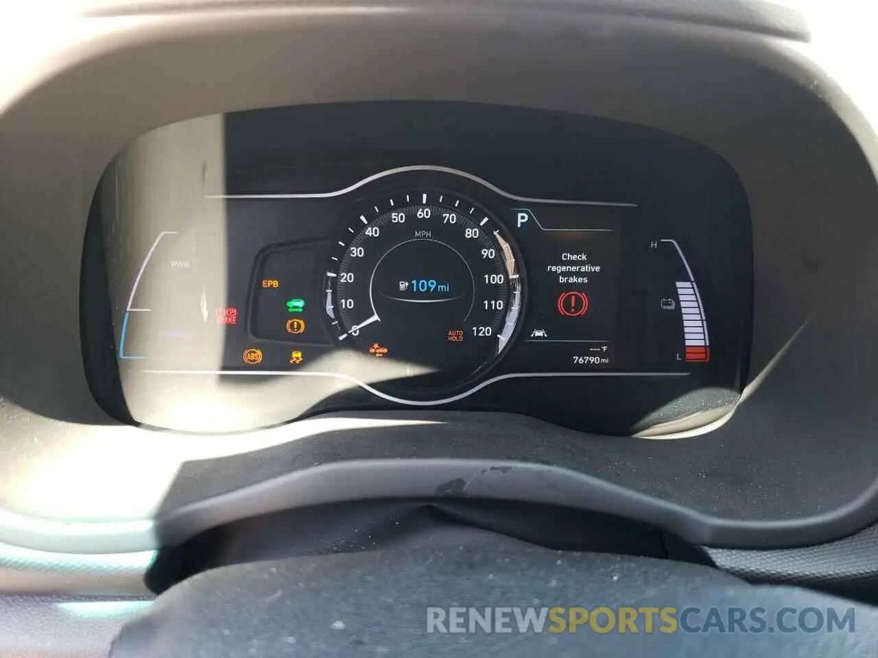 9 Photograph of a damaged car KM8K33AG2KU023414 HYUNDAI KONA 2019