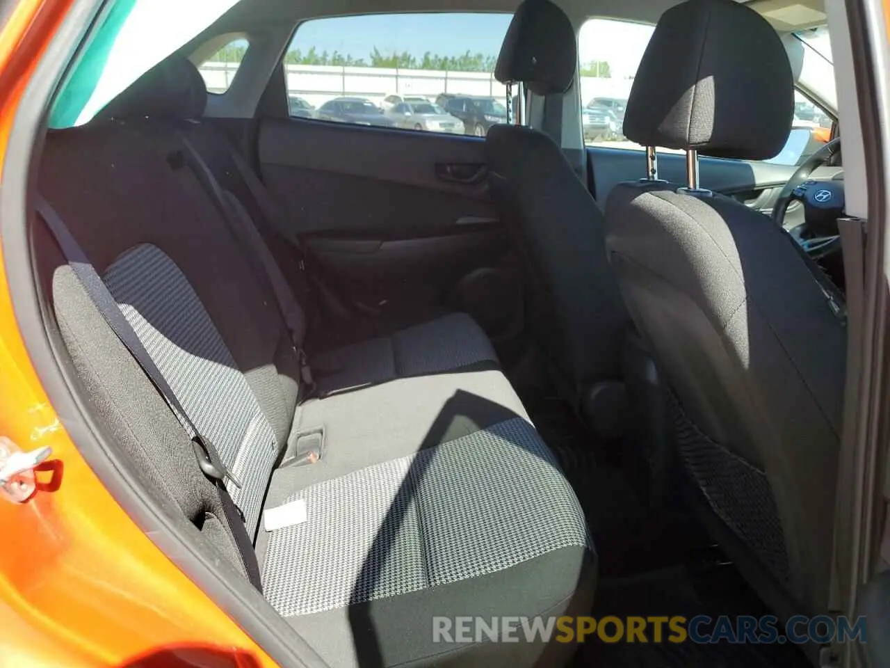 11 Photograph of a damaged car KM8K3CA55KU267668 HYUNDAI KONA 2019