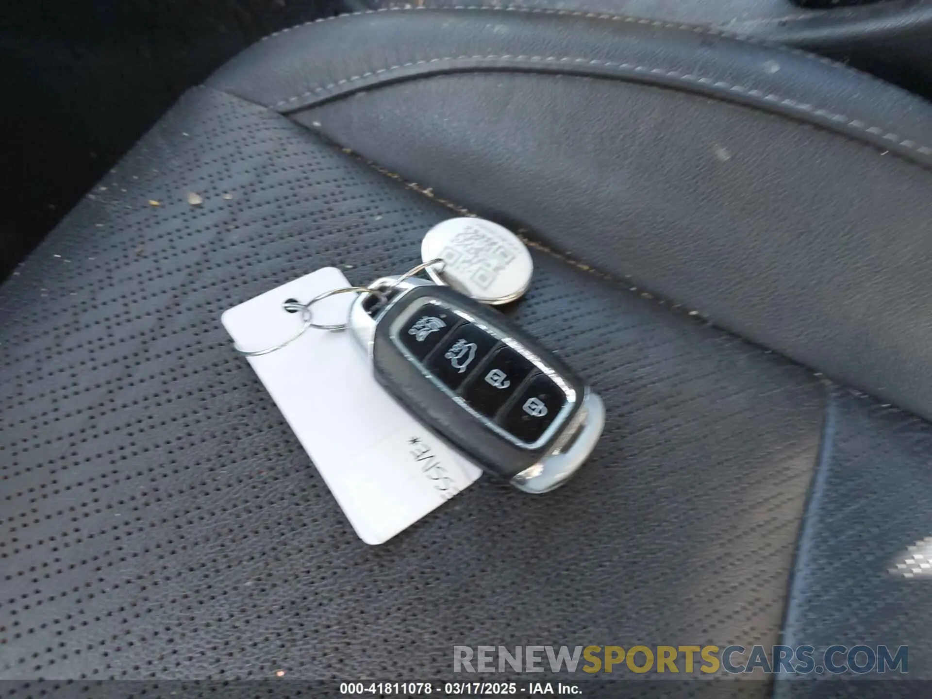 11 Photograph of a damaged car KM8K3CA58KU251819 HYUNDAI KONA 2019