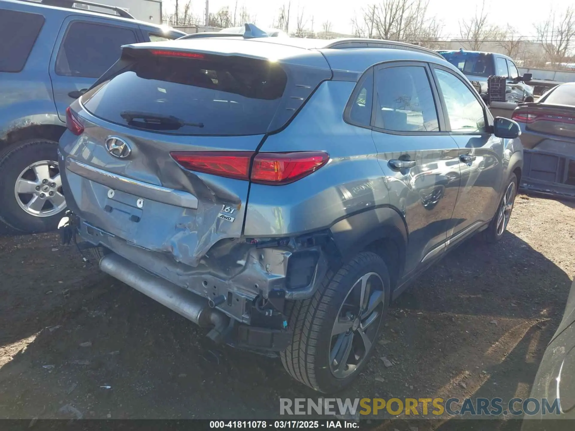 4 Photograph of a damaged car KM8K3CA58KU251819 HYUNDAI KONA 2019