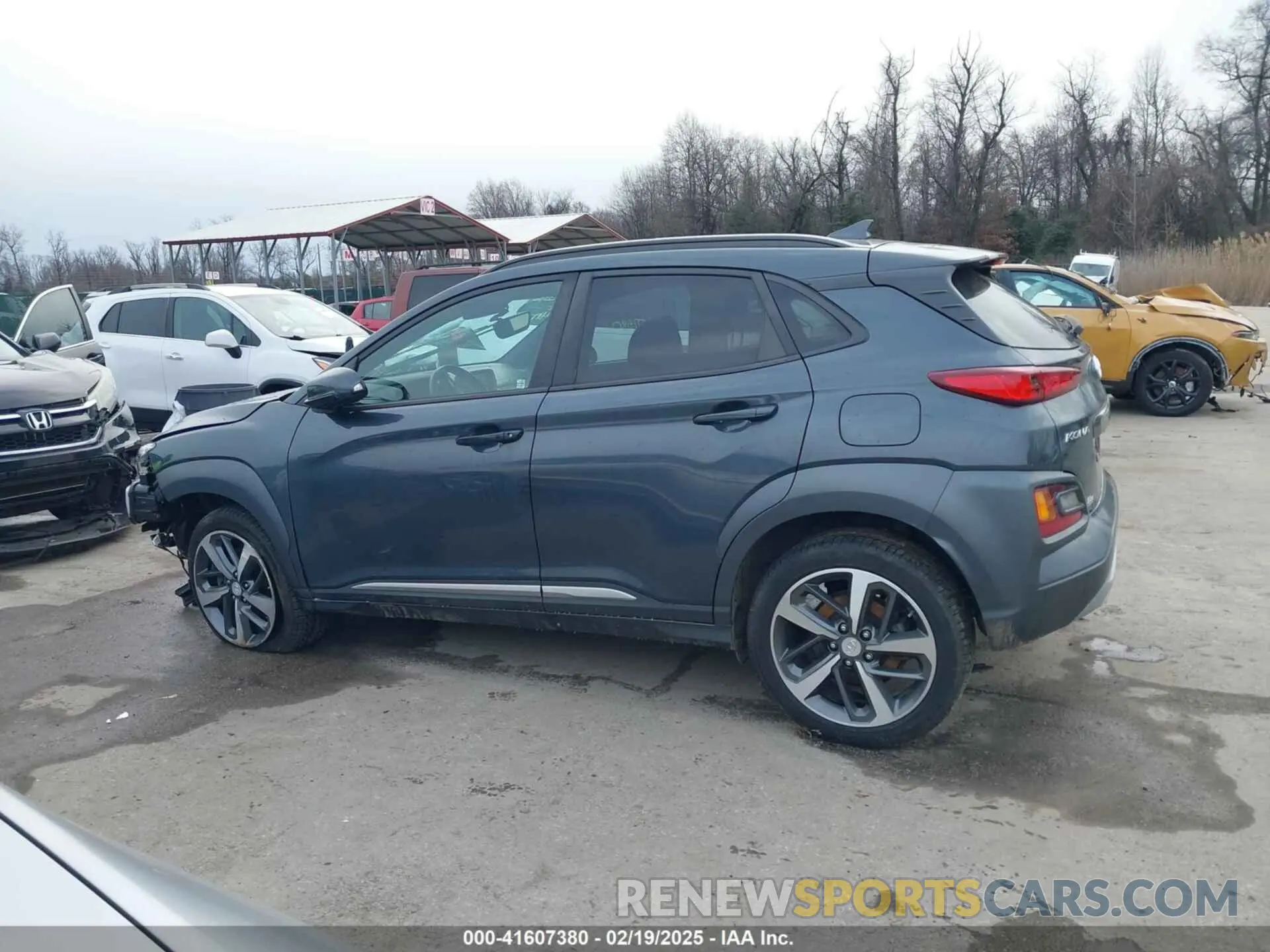 13 Photograph of a damaged car KM8K3CA59KU239307 HYUNDAI KONA 2019