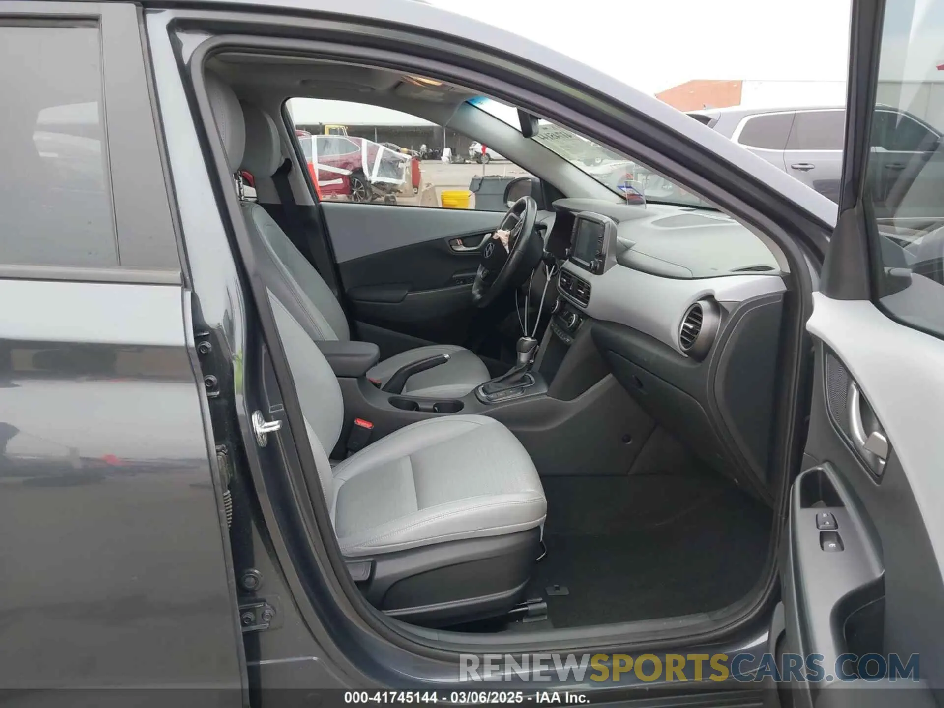 5 Photograph of a damaged car KM8K53A52KU382562 HYUNDAI KONA 2019
