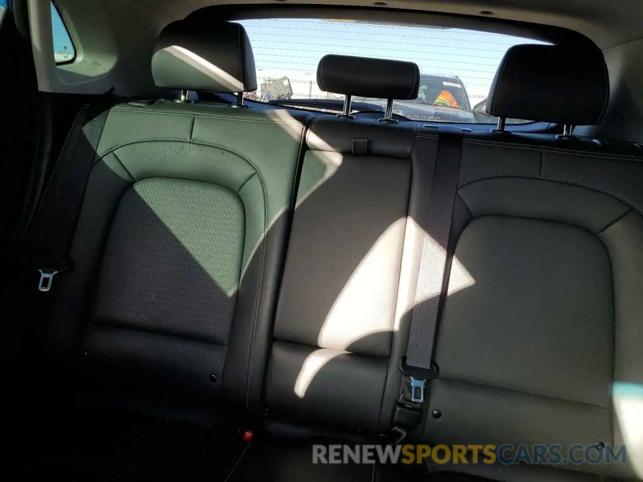 10 Photograph of a damaged car KM8K53A56KU274039 HYUNDAI KONA 2019