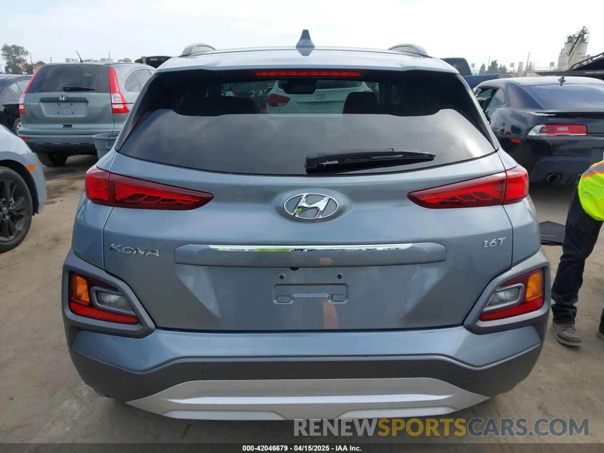 17 Photograph of a damaged car KM8K53A58KU198498 HYUNDAI KONA 2019
