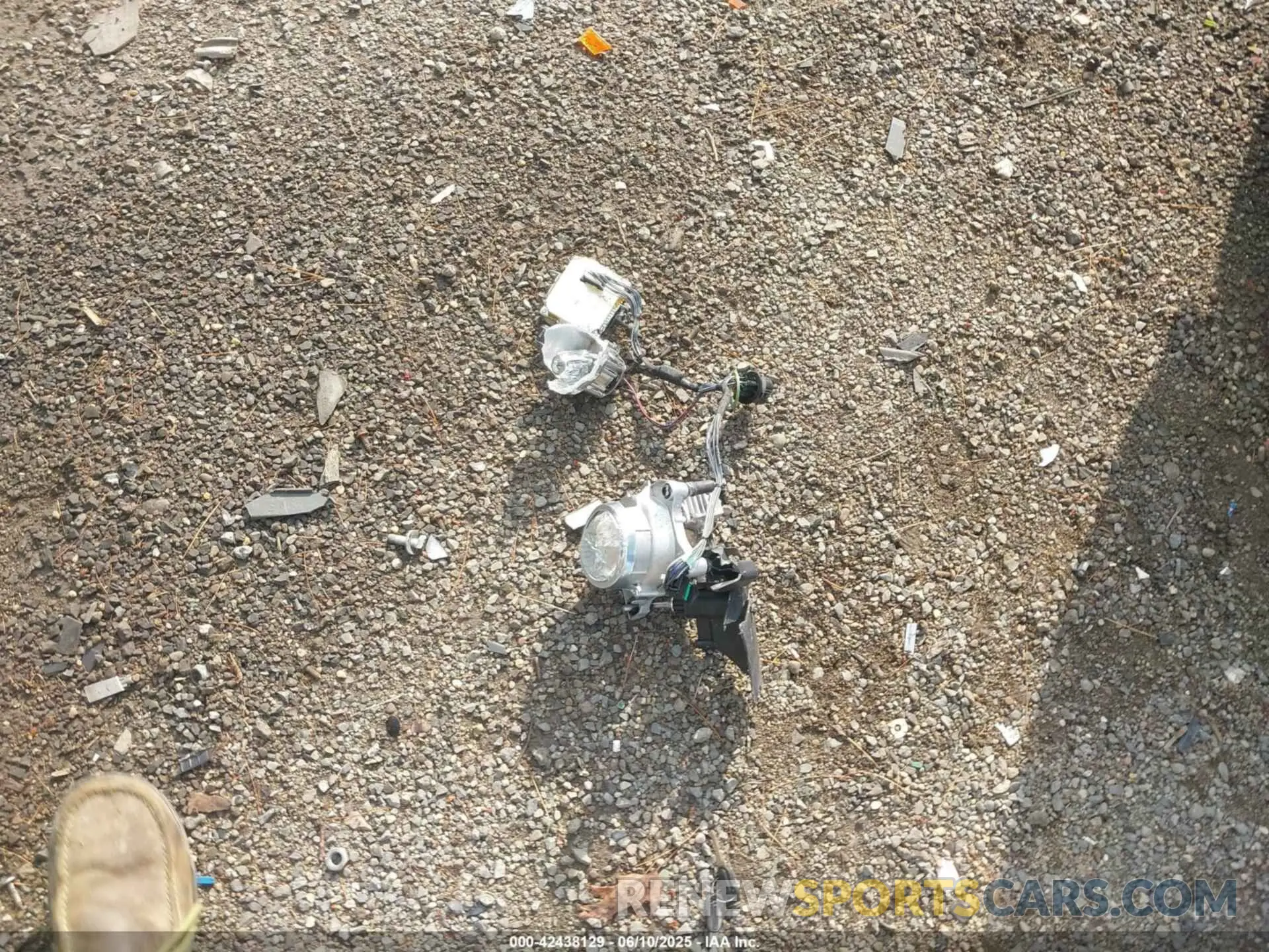 12 Photograph of a damaged car KM8K5CA51KU272554 HYUNDAI KONA 2019