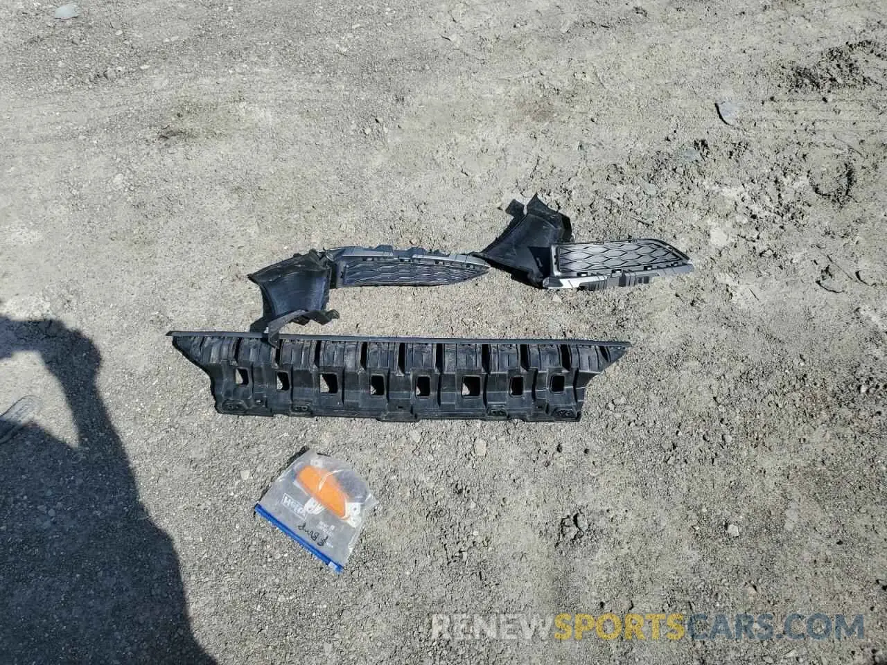 12 Photograph of a damaged car KM8K5CA58KU303315 HYUNDAI KONA 2019