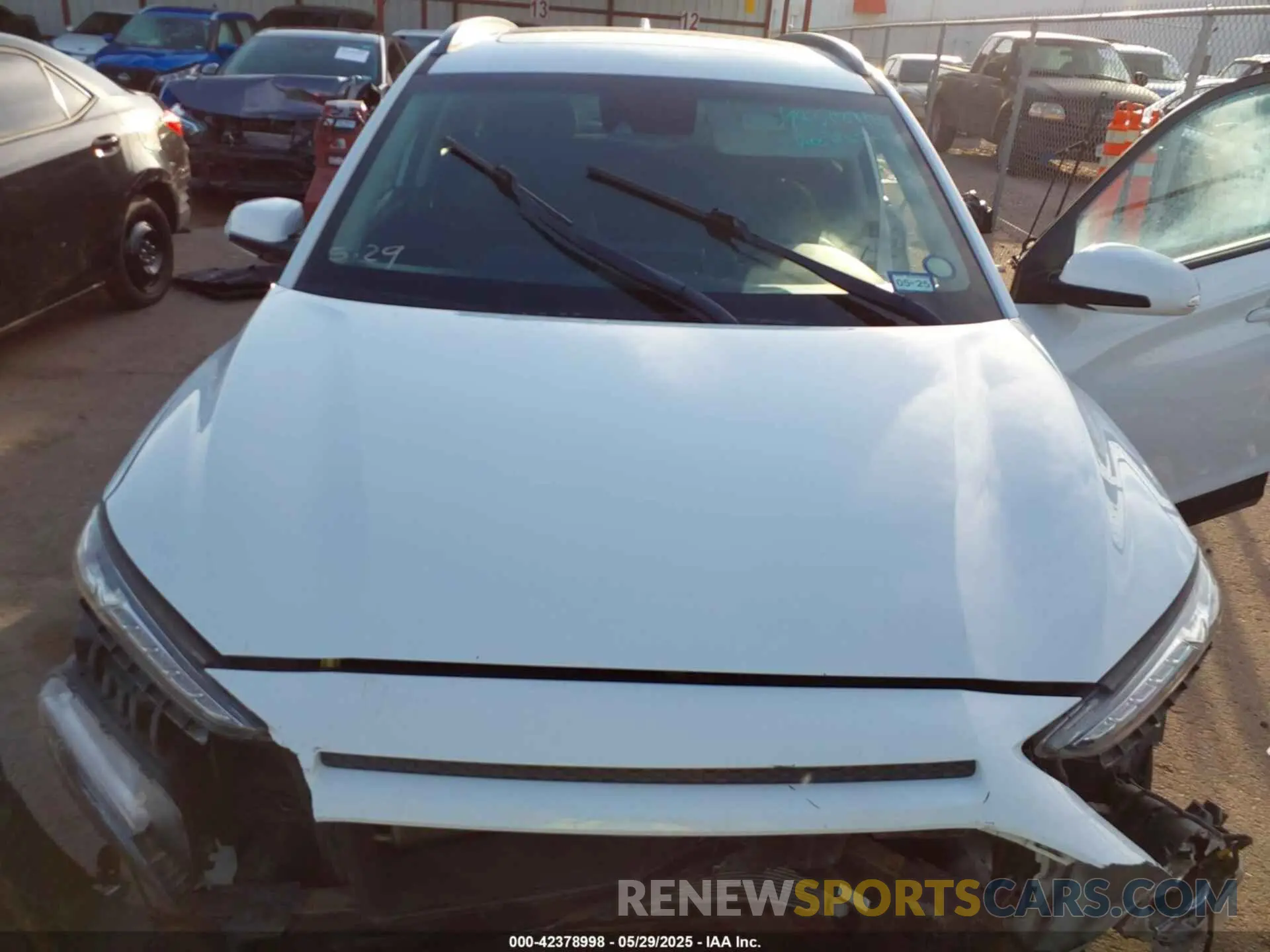 10 Photograph of a damaged car KM8K62AA0KU253871 HYUNDAI KONA 2019