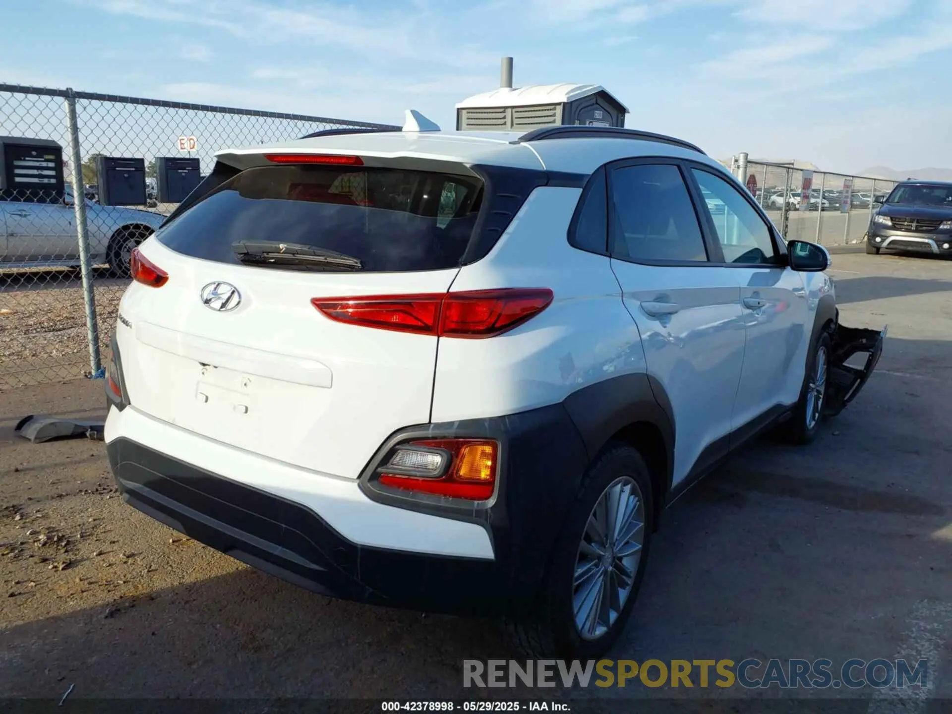 4 Photograph of a damaged car KM8K62AA0KU253871 HYUNDAI KONA 2019