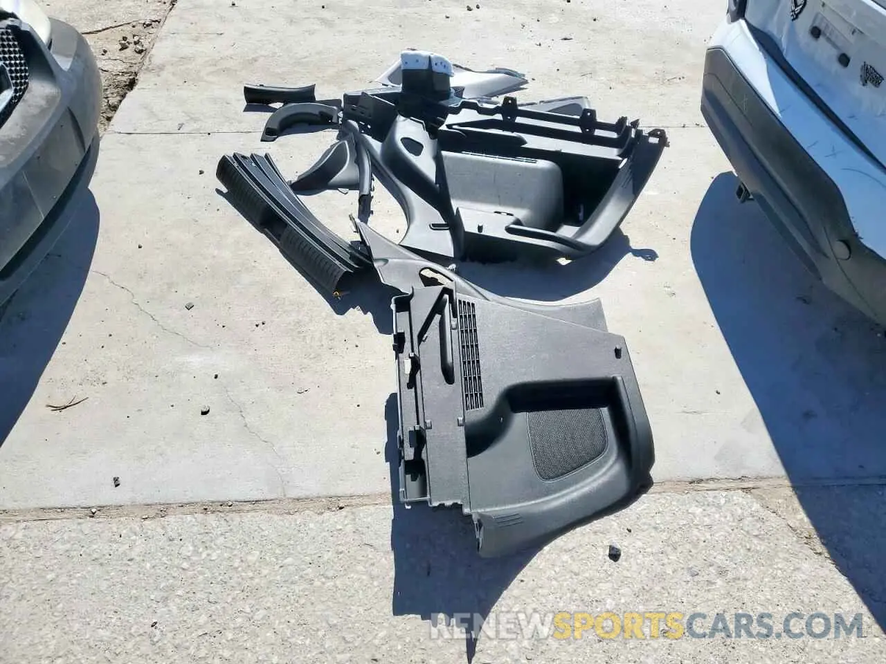 13 Photograph of a damaged car KM8K62AA0KU371709 HYUNDAI KONA 2019