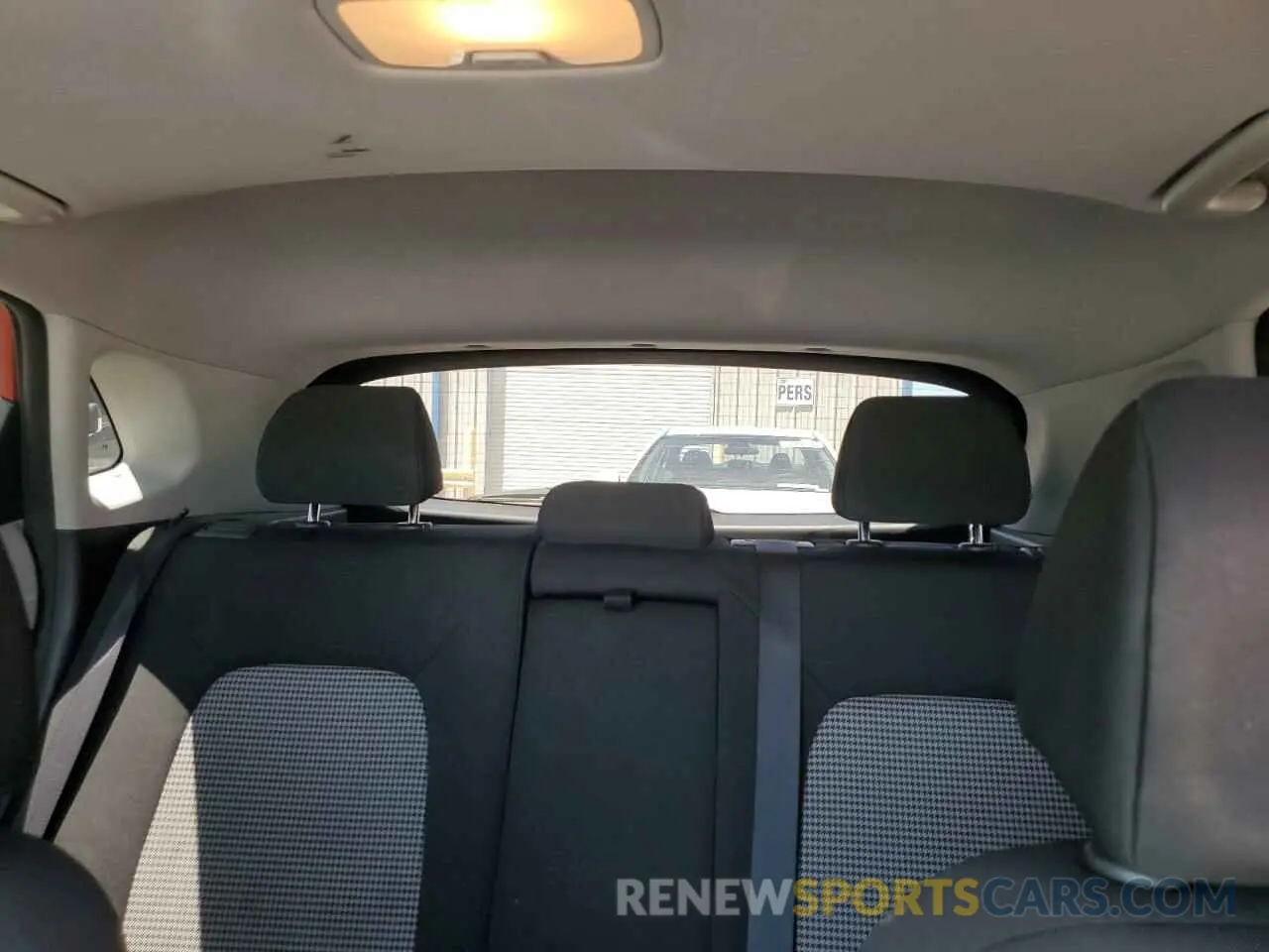 10 Photograph of a damaged car KM8K62AA5KU247936 HYUNDAI KONA 2019
