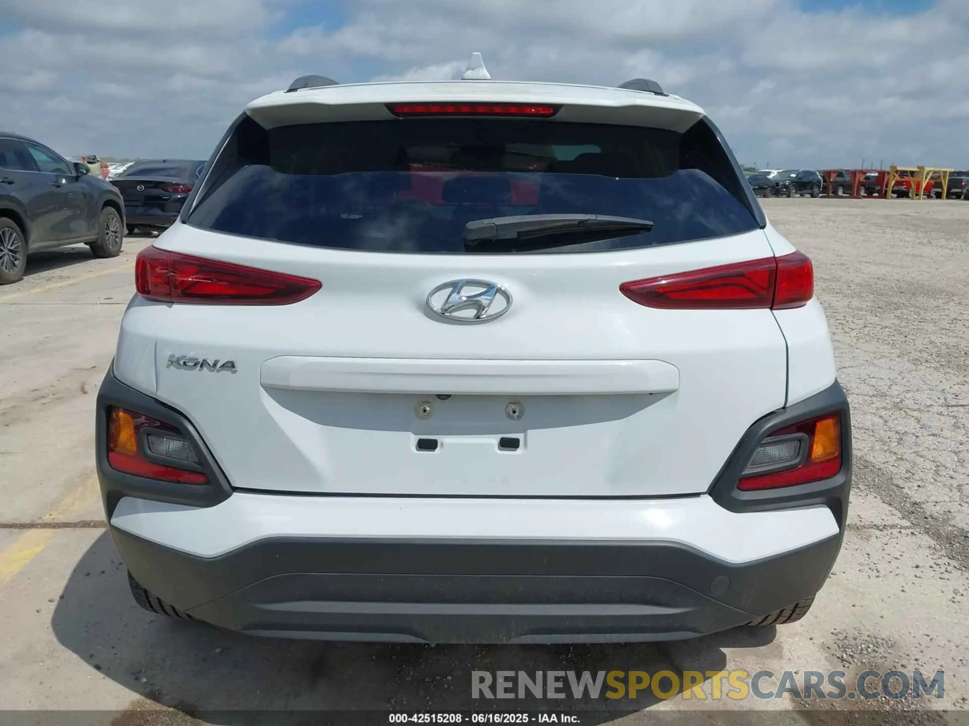 16 Photograph of a damaged car KM8K62AA9KU245087 HYUNDAI KONA 2019