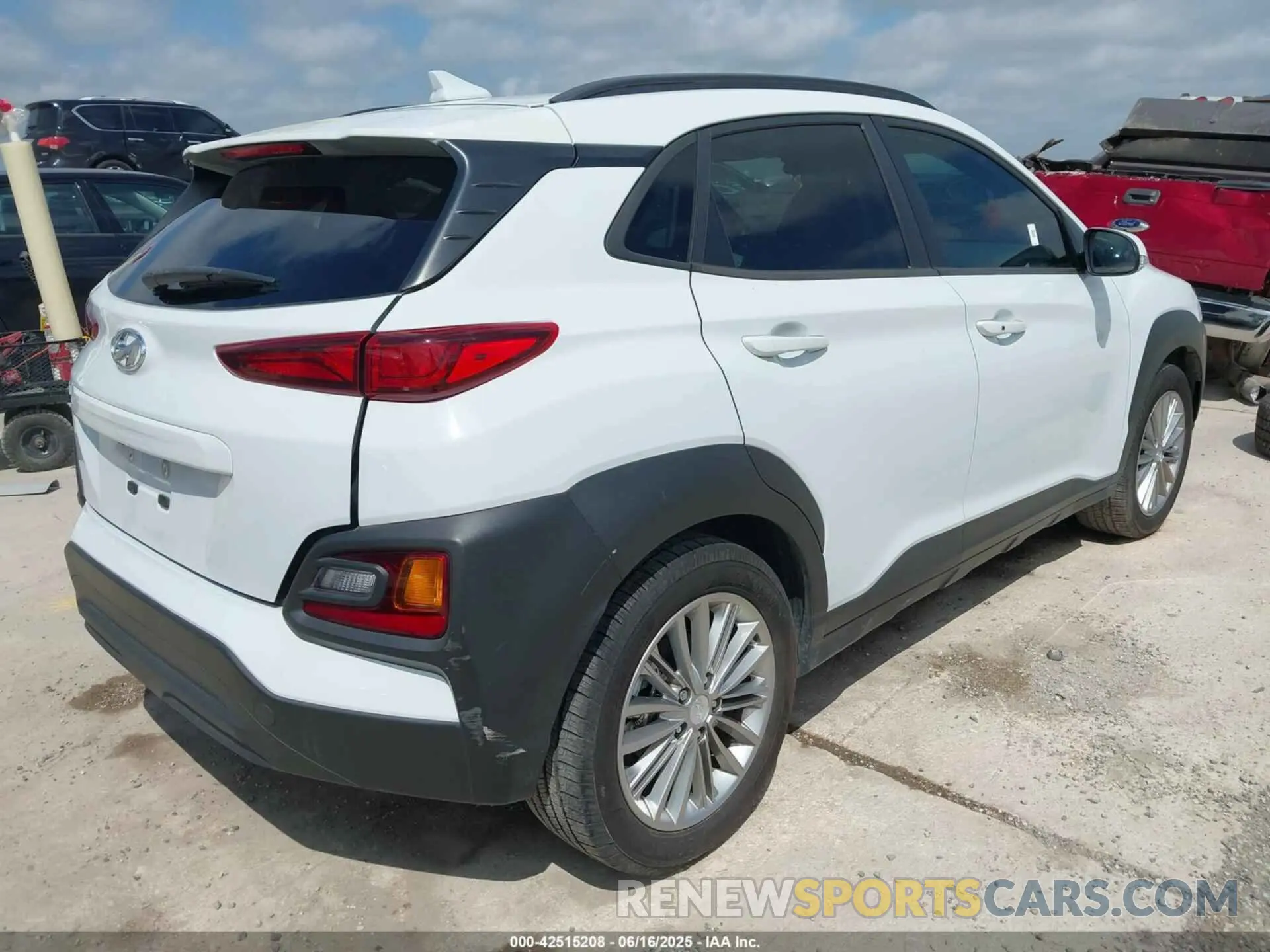 4 Photograph of a damaged car KM8K62AA9KU245087 HYUNDAI KONA 2019
