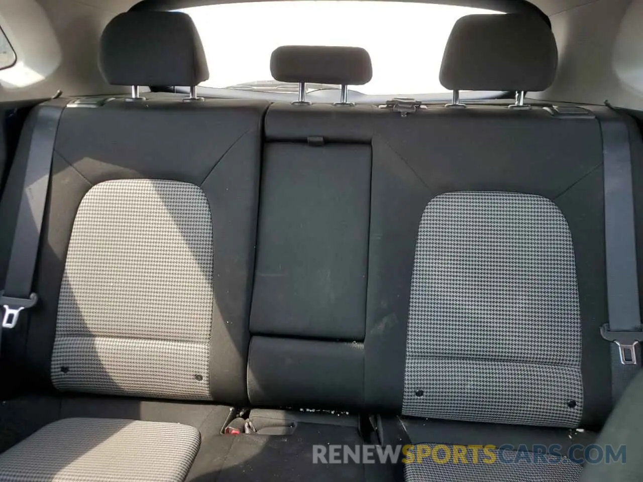 10 Photograph of a damaged car KM8K62AAXKU242554 HYUNDAI KONA 2019