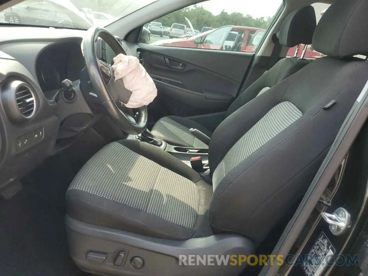7 Photograph of a damaged car KM8K62AAXKU242554 HYUNDAI KONA 2019