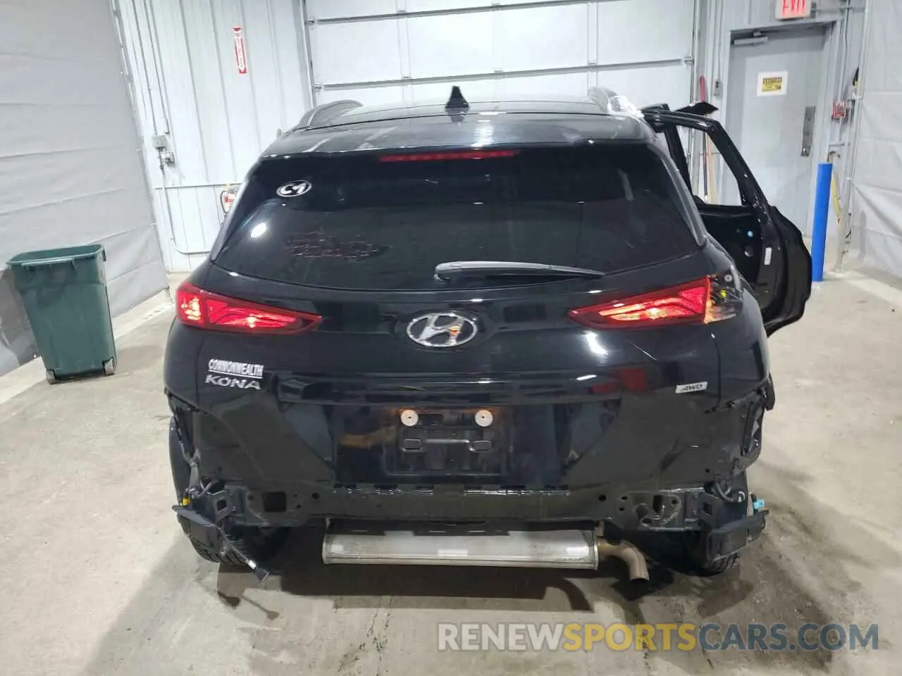 6 Photograph of a damaged car KM8K6CAA6KU319992 HYUNDAI KONA 2019