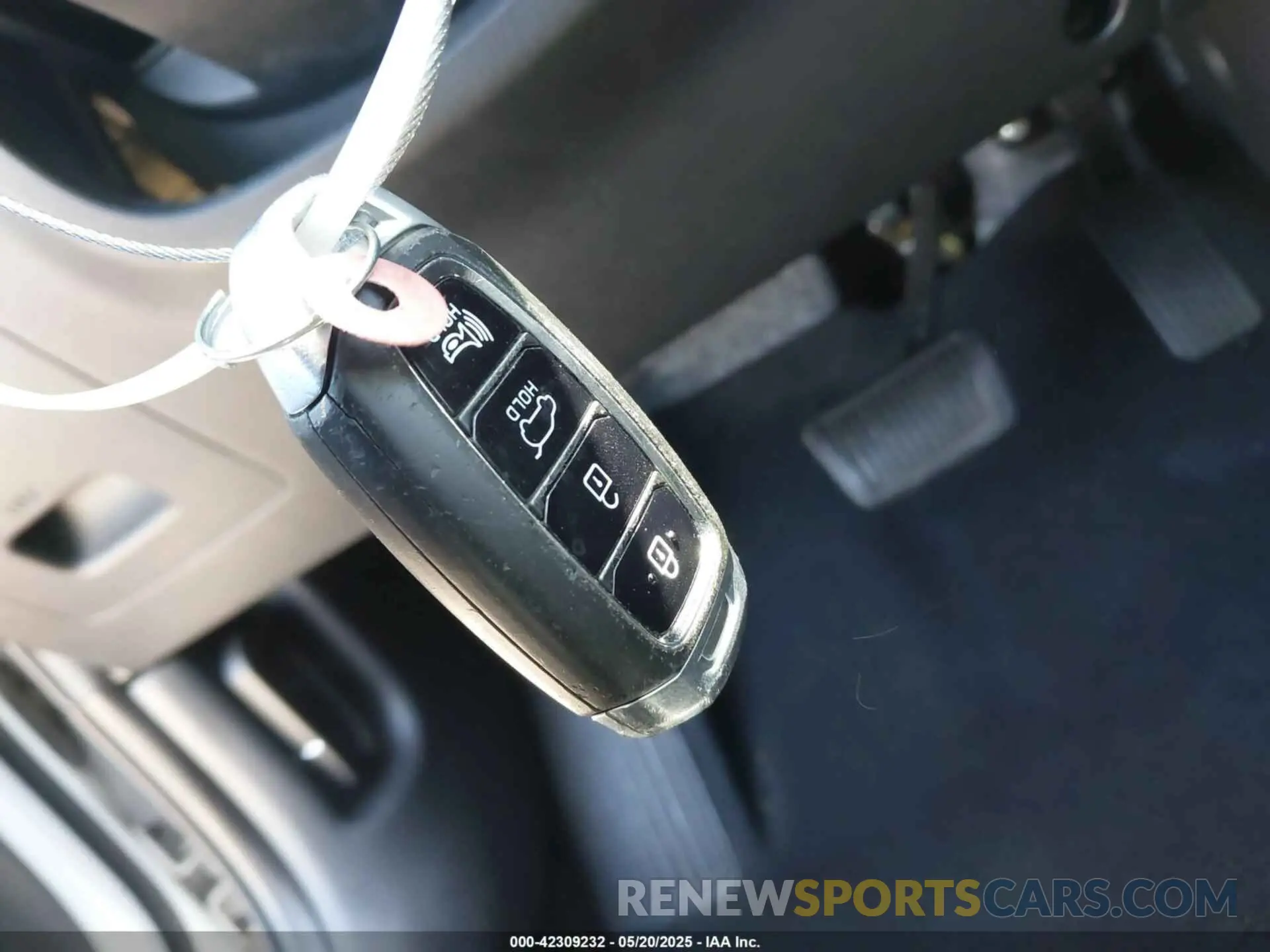 11 Photograph of a damaged car KM8K6CAA9KU256287 HYUNDAI KONA 2019
