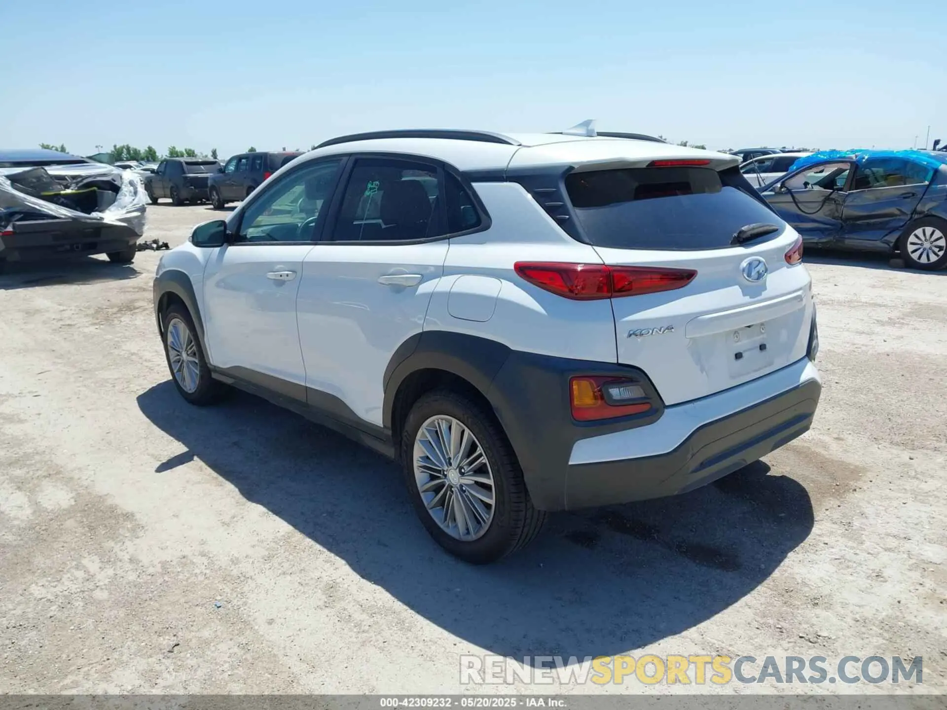 3 Photograph of a damaged car KM8K6CAA9KU256287 HYUNDAI KONA 2019