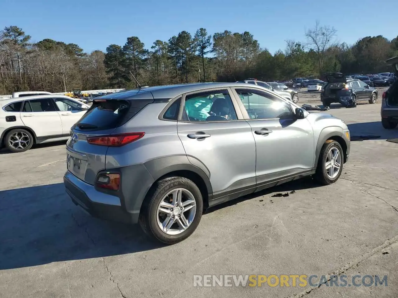 3 Photograph of a damaged car KM8K12AA0LU427258 HYUNDAI KONA 2020