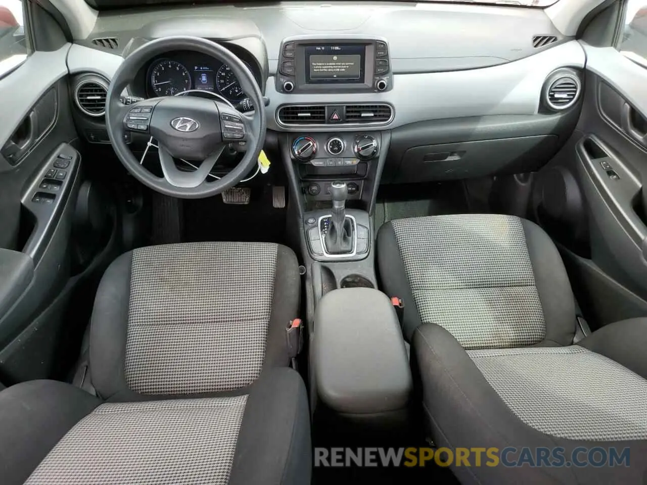 8 Photograph of a damaged car KM8K12AA1LU444649 HYUNDAI KONA 2020