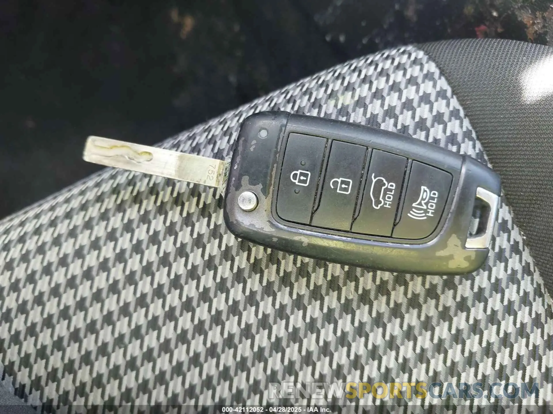 11 Photograph of a damaged car KM8K12AA1LU454338 HYUNDAI KONA 2020