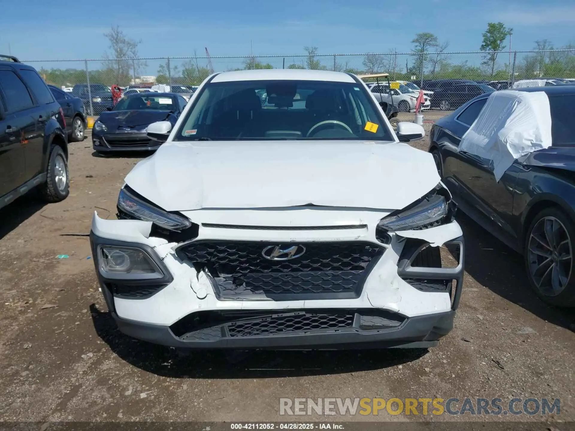13 Photograph of a damaged car KM8K12AA1LU454338 HYUNDAI KONA 2020