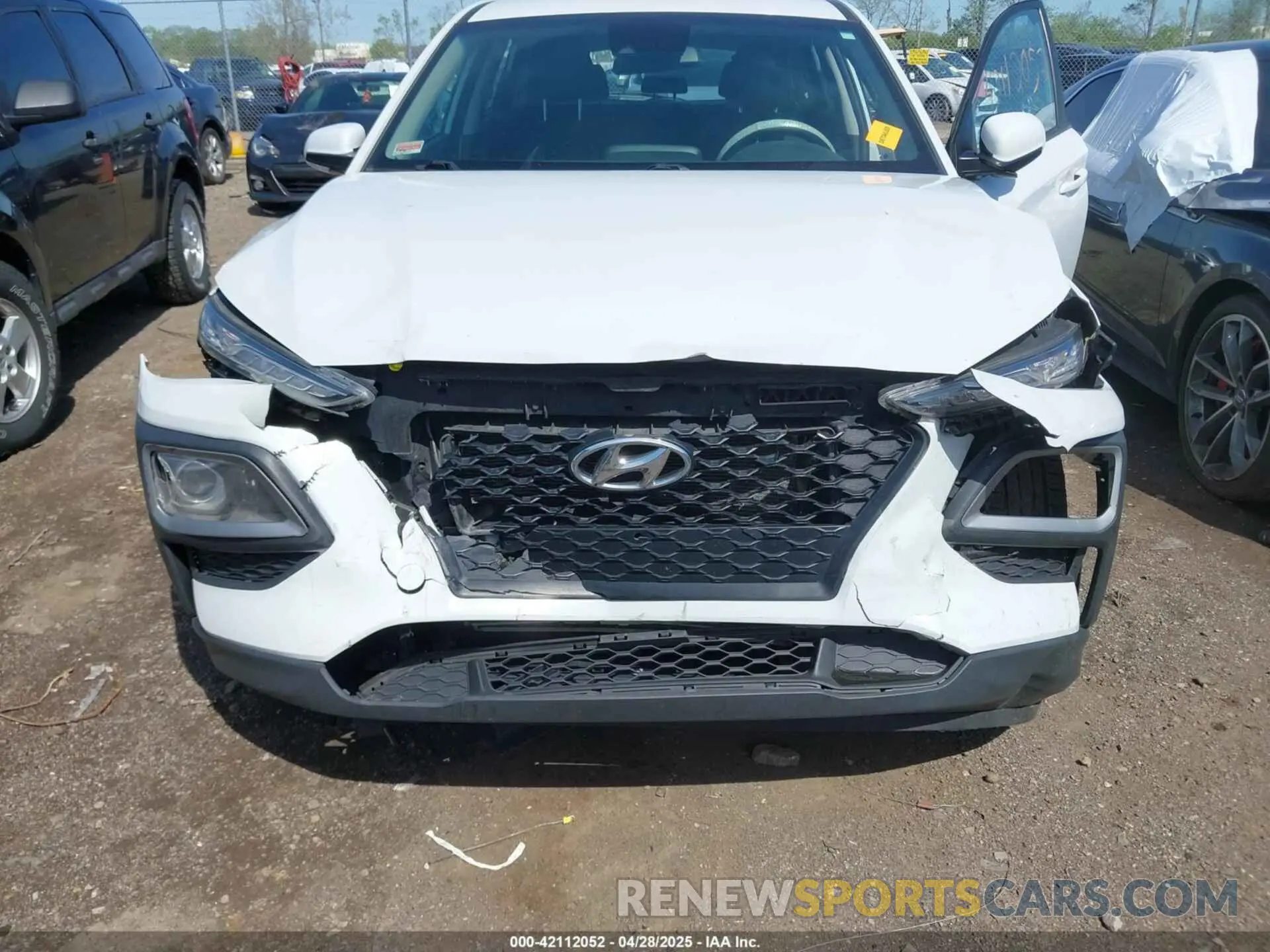 6 Photograph of a damaged car KM8K12AA1LU454338 HYUNDAI KONA 2020