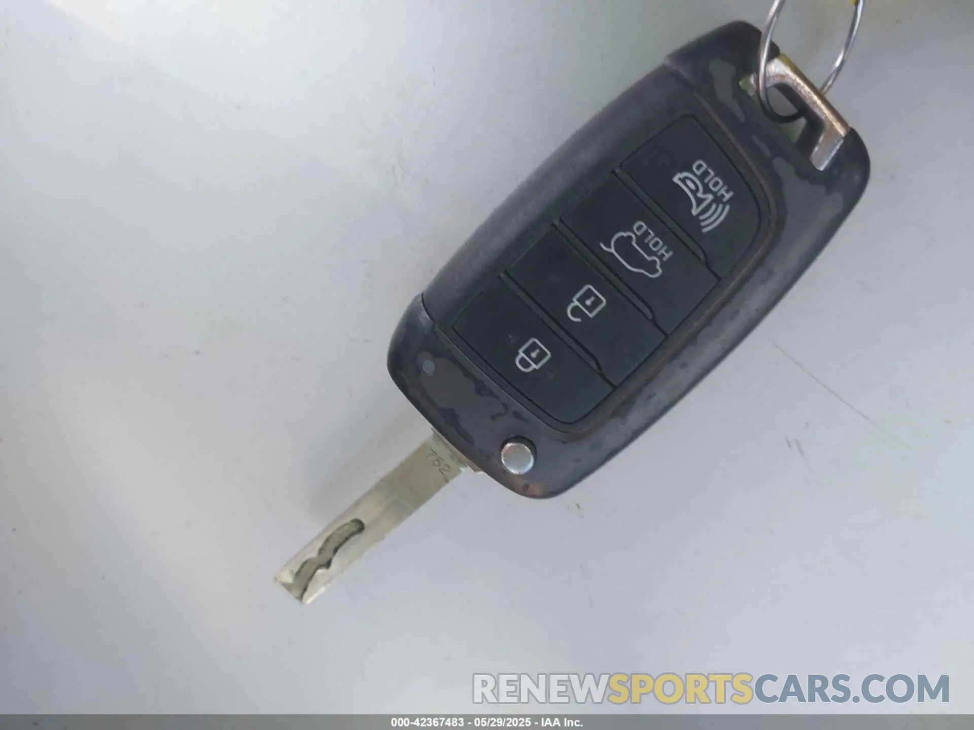 11 Photograph of a damaged car KM8K12AA1LU566802 HYUNDAI KONA 2020
