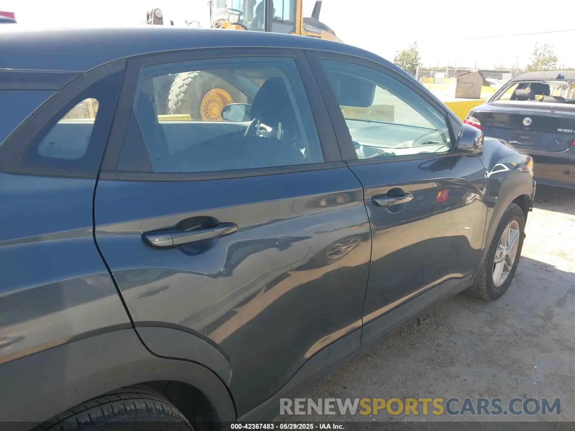 14 Photograph of a damaged car KM8K12AA1LU566802 HYUNDAI KONA 2020