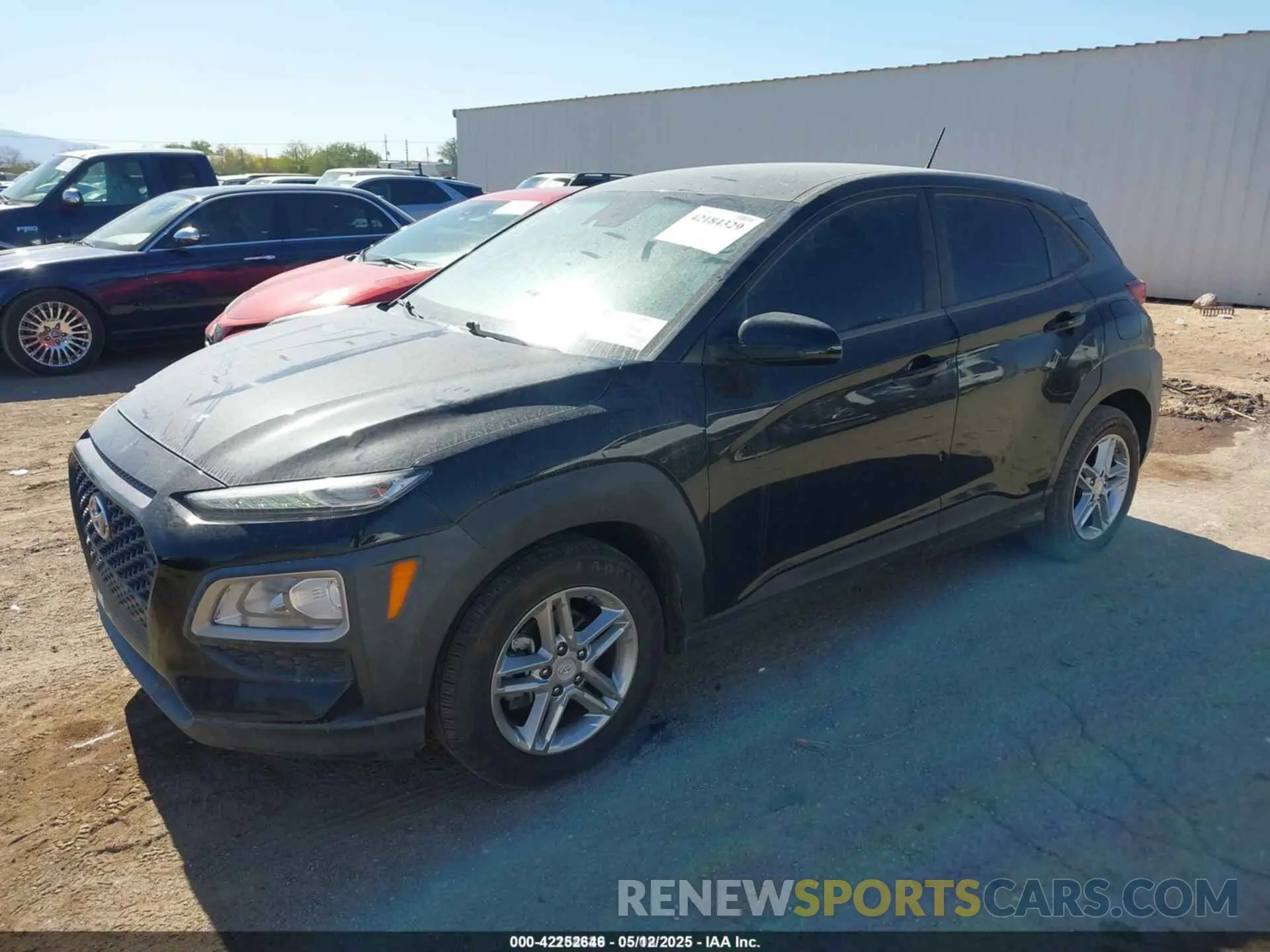 2 Photograph of a damaged car KM8K12AA2LU415189 HYUNDAI KONA 2020