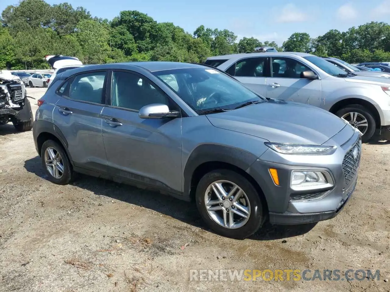 4 Photograph of a damaged car KM8K12AA4LU443673 HYUNDAI KONA 2020
