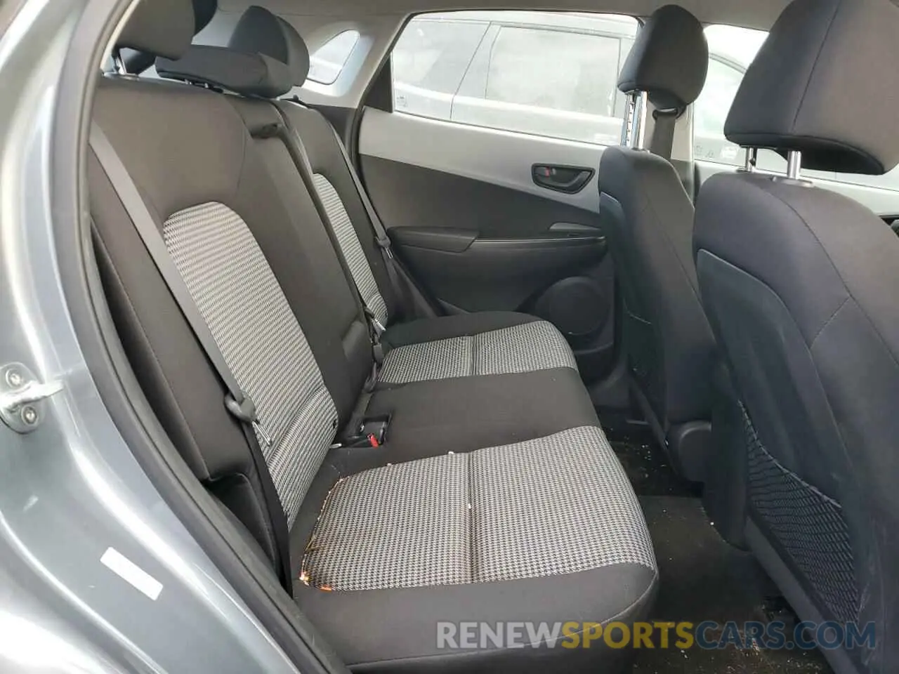 10 Photograph of a damaged car KM8K12AA4LU474843 HYUNDAI KONA 2020